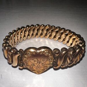 Vintage Sweetheart Bracelet
